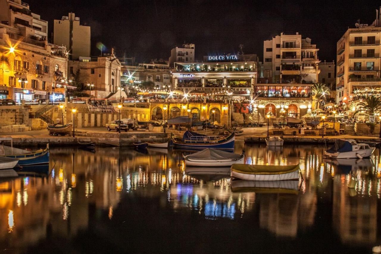 Picturesque Sliema Pad Steps From The Seafront Exterior foto